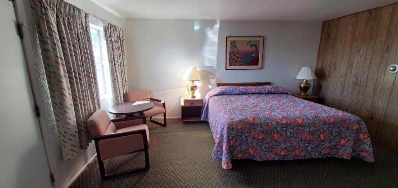 Budget Inn Motel Гэллап Экстерьер фото